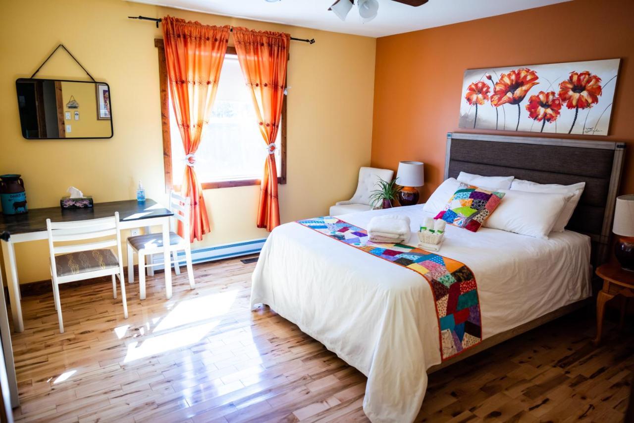 Cormack Upper Humber Settlement A Farmstay B&B מראה חיצוני תמונה